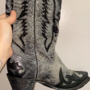Cowgirl boots, real leather!